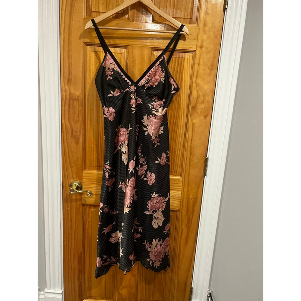 Vintage California Dynasty 2 Piece Floral Feminine Slip and Robe Set Size Small